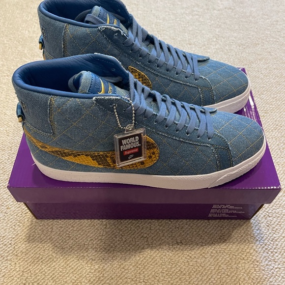 Brand New DS 100% Authentic Nike x Supreme Denim Blazer size 10 Mens US - Picture 2 of 4